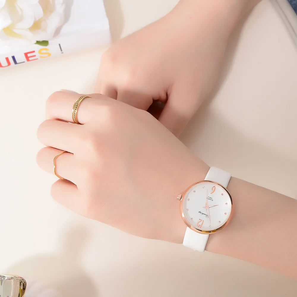 

Silicone women watches 2018 simple Fashion Menwomen Crystal Stainless Steel Analog Quartz Wrist Watch Bracelet orologio donna A7