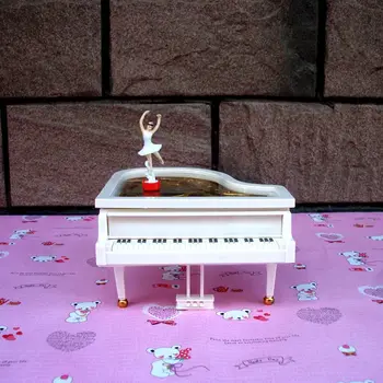 

Fashion Piano Music Box Ring Box Creative Lovely Valentine's day Gift Beautiful Ballet Girl Rotate Music Box Birthday Gift