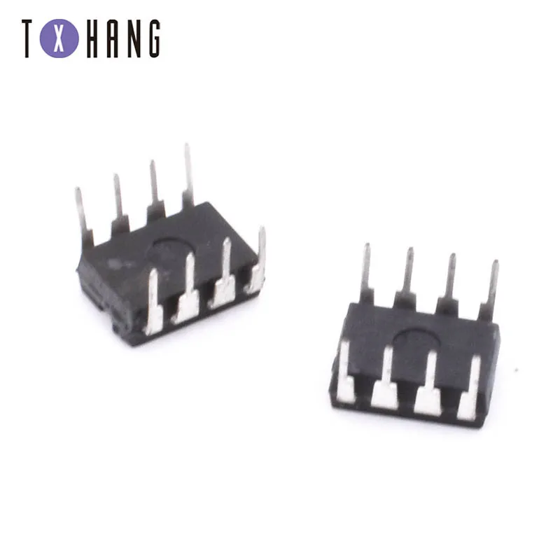 1 шт. 24C512 AT24C512 10PI 2.7 10PU DIP8 новое качество очень хорошая работа 100% микросхемы