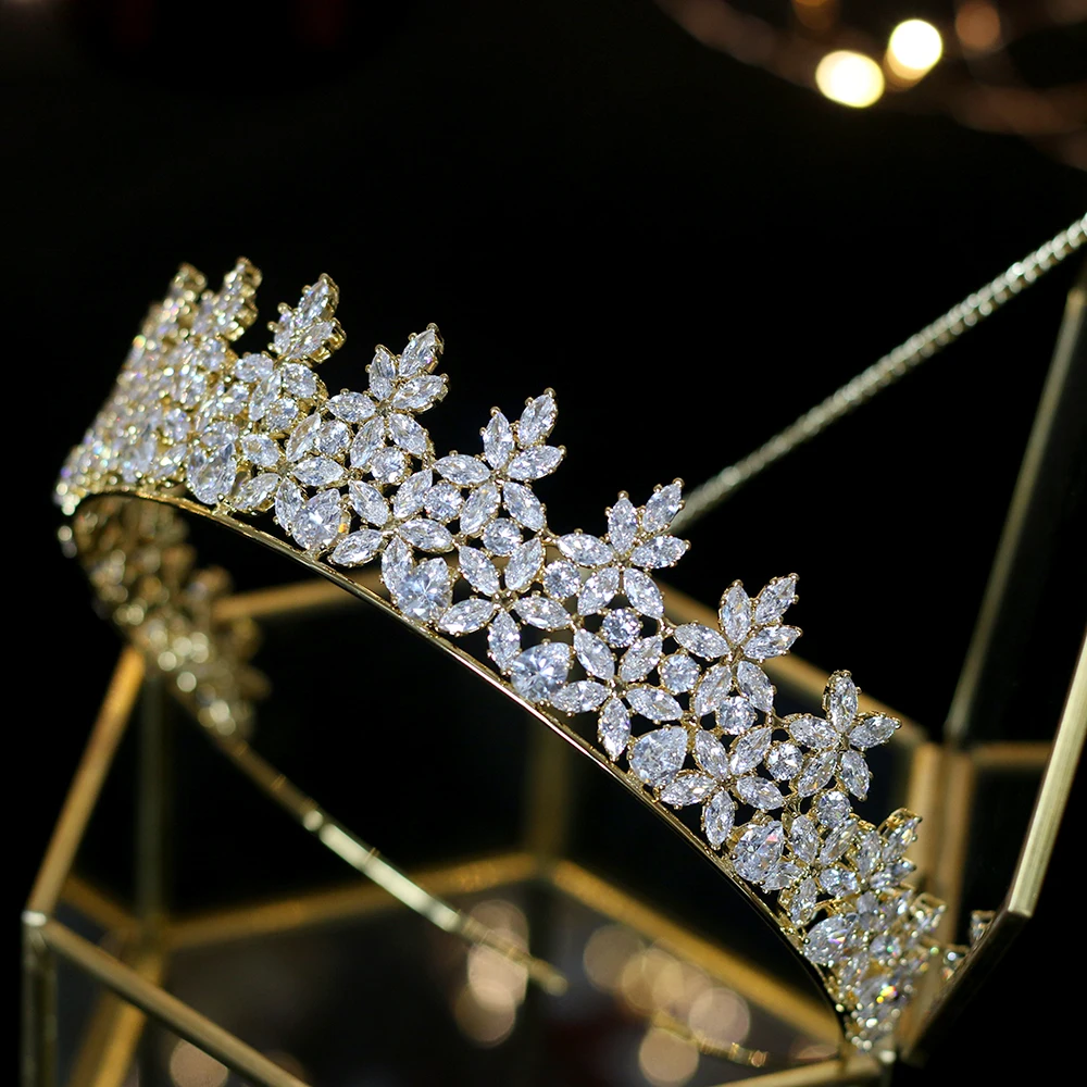 Exquisito Zirconia cubica Oro/Plata Corona Moda Nupcial tocado y delicalado большая капля Princesa Cobre Corona de boda