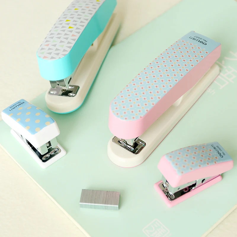

Cartoon Geometric Stapler Colourful Fashion Mini Student Stapler Useful Mini Stapler Staples Set grapadora panda Stapler marble