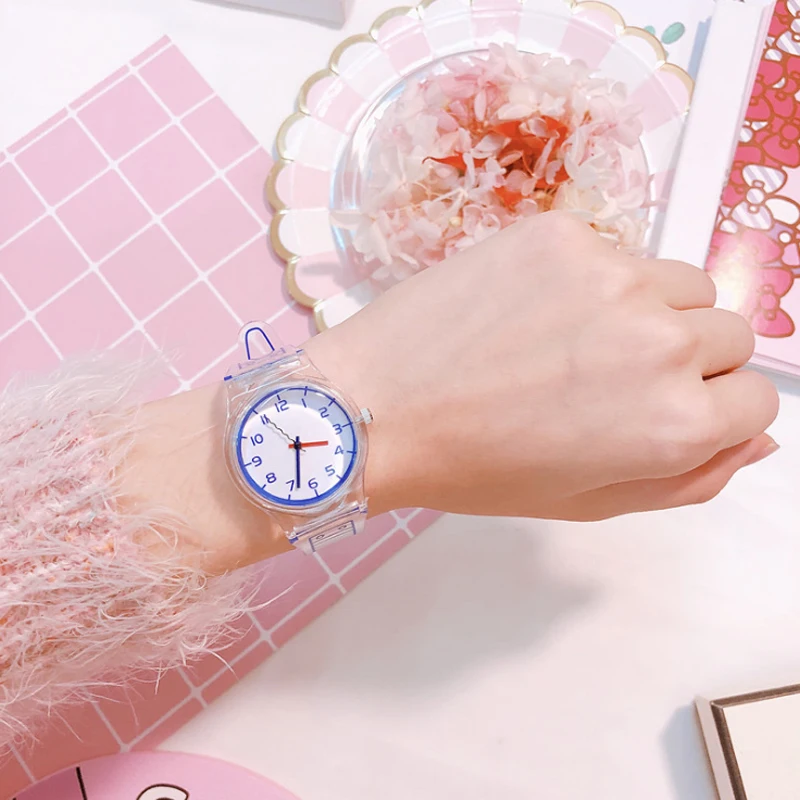

2019 new women's watch cute simple transparent clock schoolchildren casual cartoon pink clock wild watch