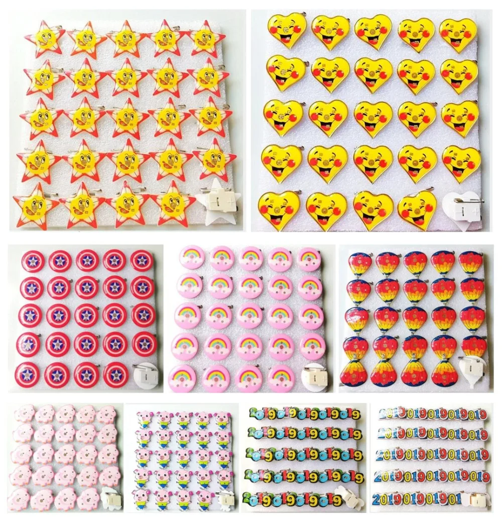 

25pcs/set 2019 new color Captain America Smiling face rainbow pi'g LED Brooch Button Pin Party Favors Puzzle Toy Christmas Gift