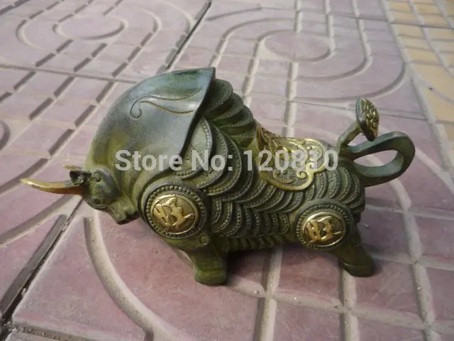 

Old China(1742-1789) Bronze statue /sculpture cow , best collection