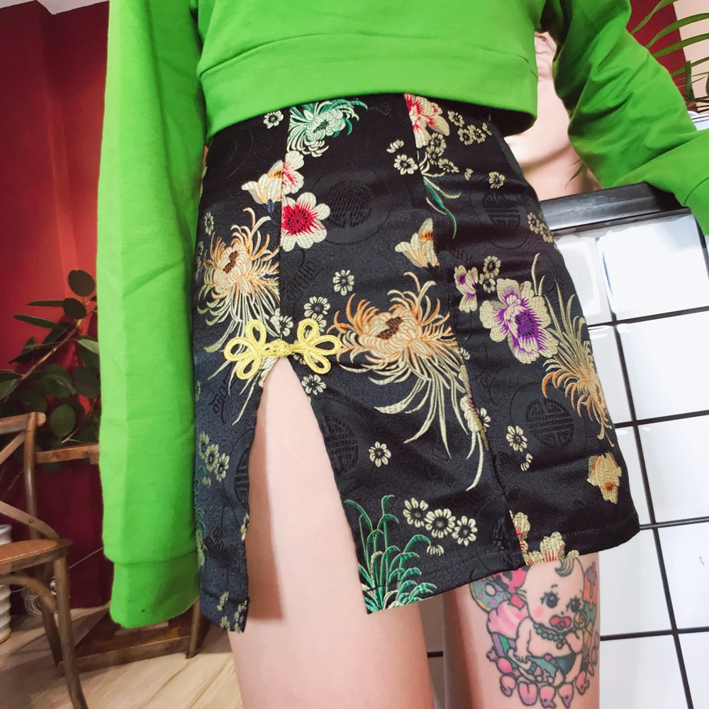 

Chinese Tide Flowers, Dark Flower Self-cultivation, Forked Retro Skirt and Short Skirts