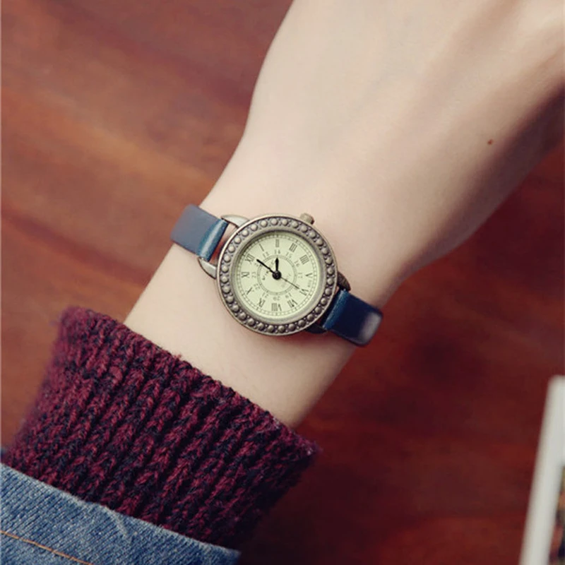 Shellhard 1pc Retro Elegant Ladies Tiny Watch Roman Numerals Small Face Women Thin Leather Quartz Casual Wrist Watch