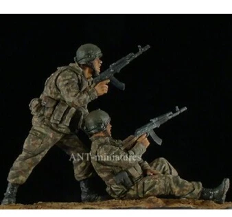 

Scale Models 1/35 Modern Russian military group 2 Resin Model Free Shipping