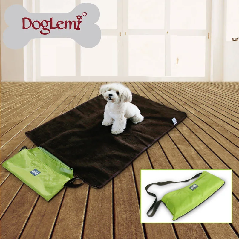 DogLemi Dog Carriers Bags Multifunctional folding portable pet outdoor blankets Waterproof insulating portable pet blankets JUN6