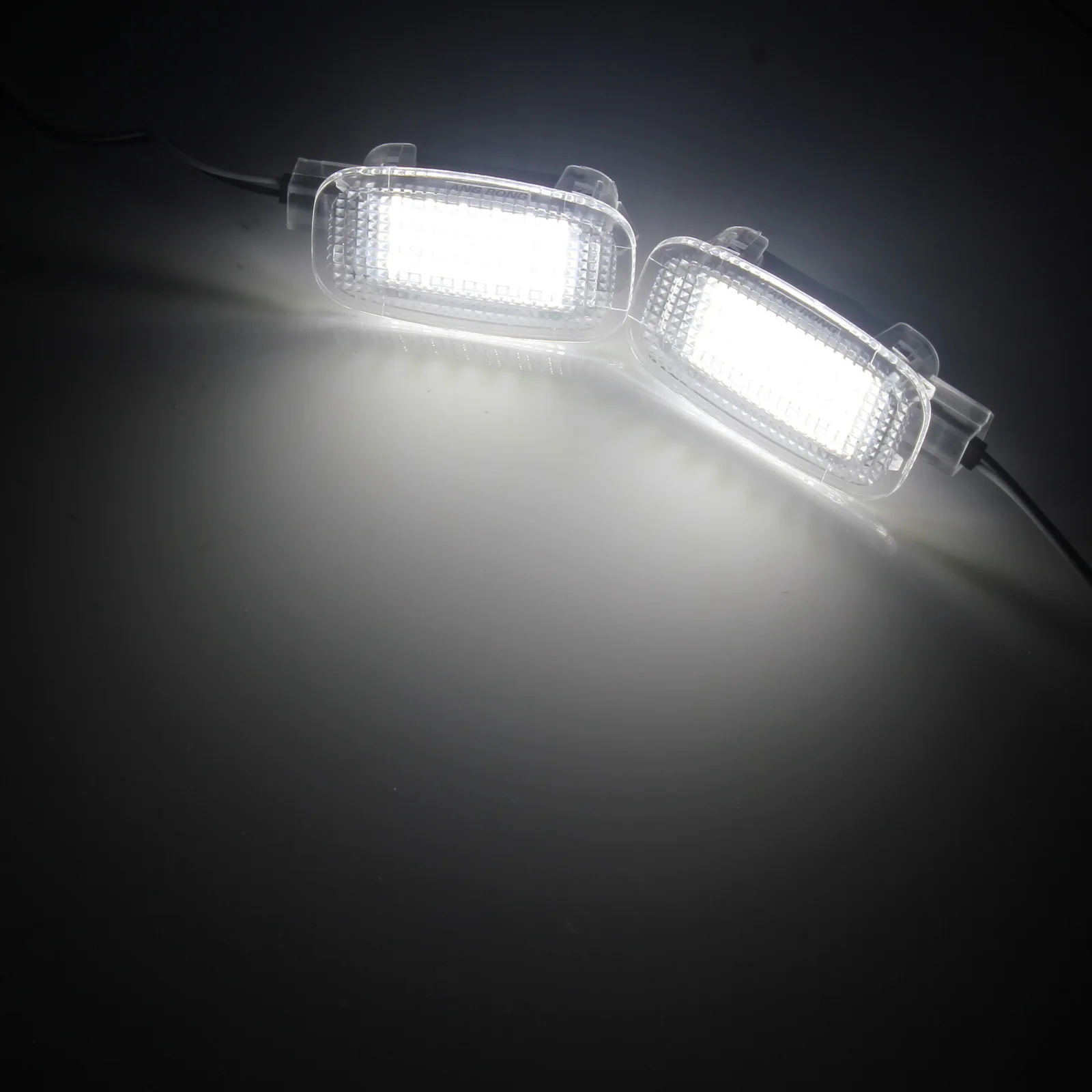ANGRONG 2X Светодиодный светильник для двери багажника Canbus Mercedes W204 W216 W212