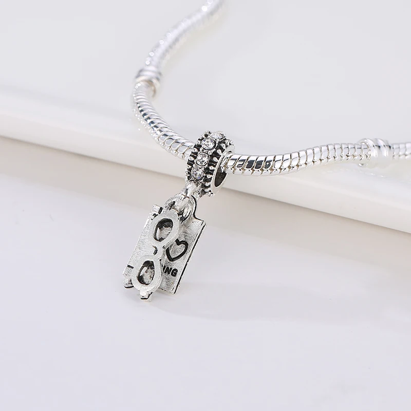 3990951057_782222195