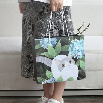 

5 pcs cat hide in flower theme handpaint style paper bag with handle gift packaging birthday party Gift Wrap Storage bag