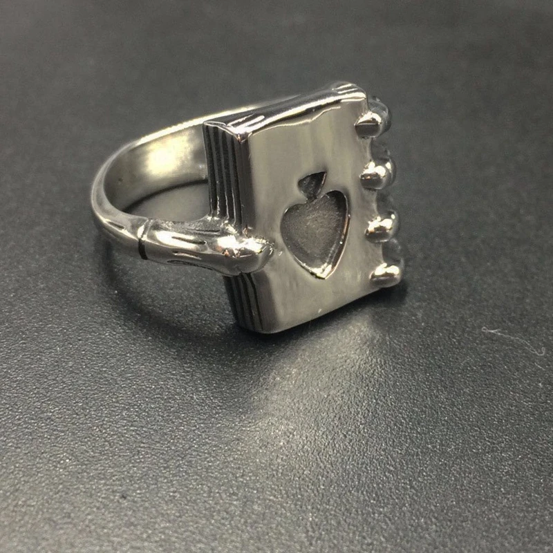 

Size 7-14 punk gothic skull hand claw poker playing card rings for cool fashionace of spades biker skull signet mens rings