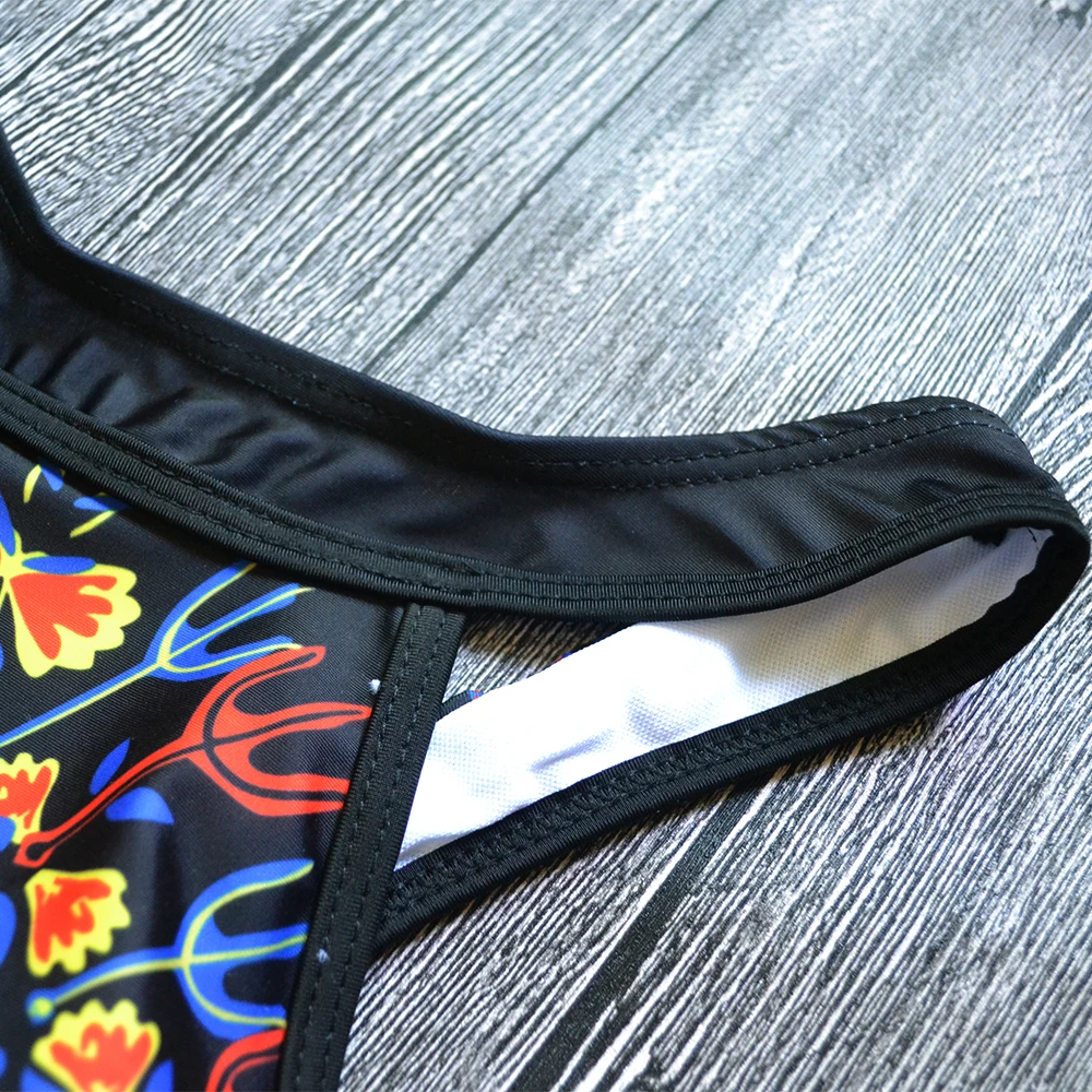 HTB1PcuVm3vD8KJjy0Flq6ygBFXaD