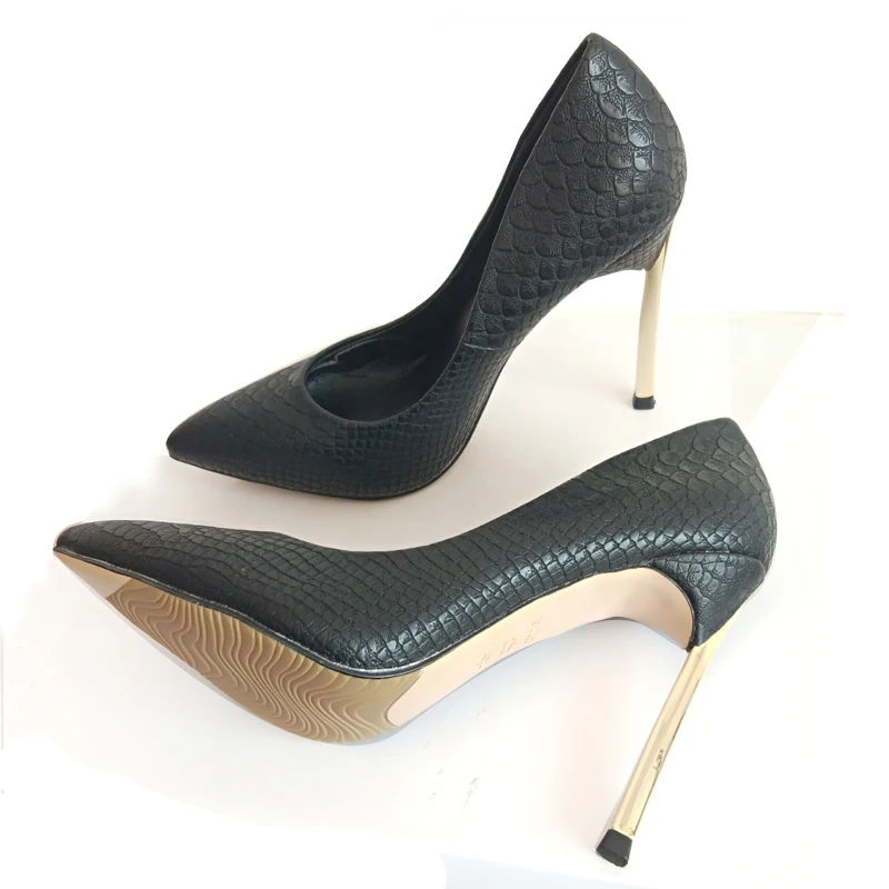10cm Mince Pointu Bout Carollabelly black Imprimé 12cm 8cm 10cm 6cm Métal Talons white Femmes De Blanc Mariage Crocodile 12cm Noir En black Haute Couleur Qualité white Sexy Pompes Black white Chaussures r66wqORY