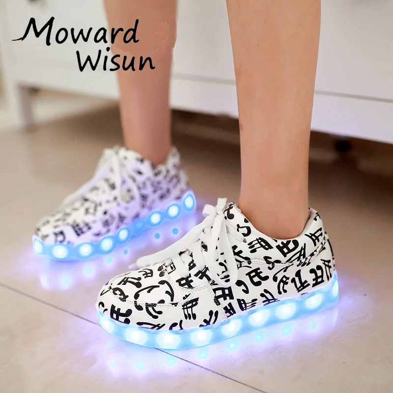 패션 LED 발광 빛나는 신발 소년 소녀 운동화 빛 단독 어린이 바구니 팜므 LED 슬리퍼 40glow shoes for