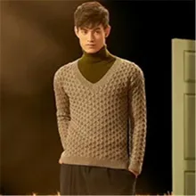 Новая мода ручная работа из чистой шерсти низкий Vneck вязаный мужской твист полосатый однотонный тонкий пуловер свитер по индивидуальному заказу