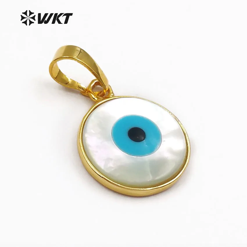 

WT-P628 Trendy Design Round Shape Natural Shell With Gold Trim Pendant Evil Eye Charm Pendant Special Gift For Her