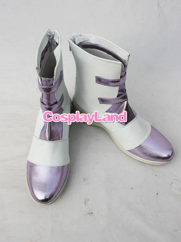 Final-Fantasy-XIII-Serah-Farron-Cosplay-Show-Boots-1332827812_03.image
