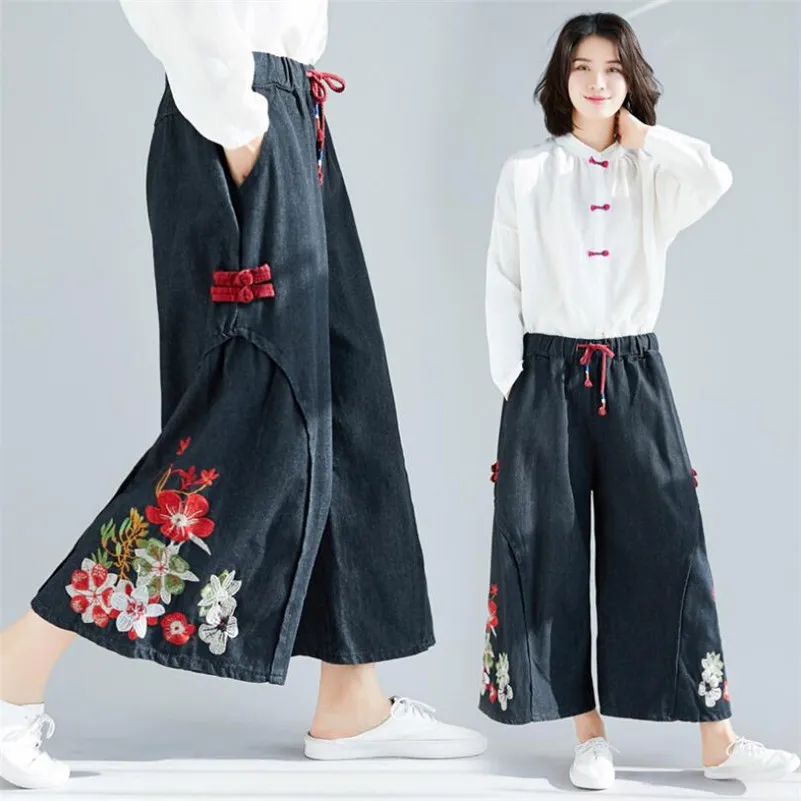 

2019 spring national style large size women elastic waist nine points Jeans vintage embroidery loose wide leg denim pants r894