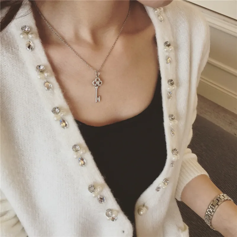 NiceMix 2017 Winter Elegant Cardigan Women Pearl Beading Slim Knitting Cardigans Pull Femme Casual Autumn Sweaters Coat