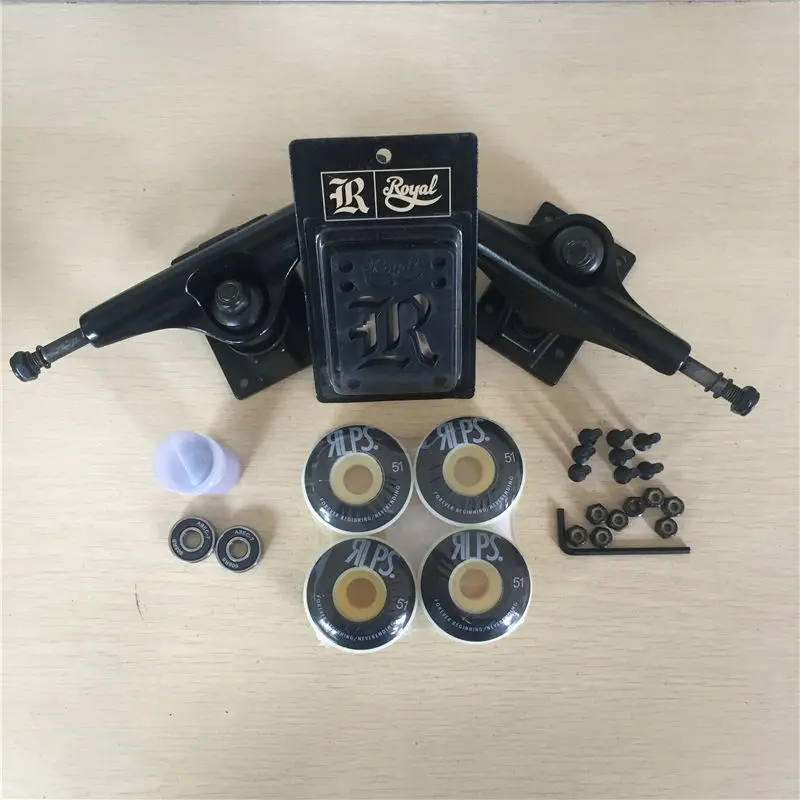 skateboard trucks andbearings andwheels (9)