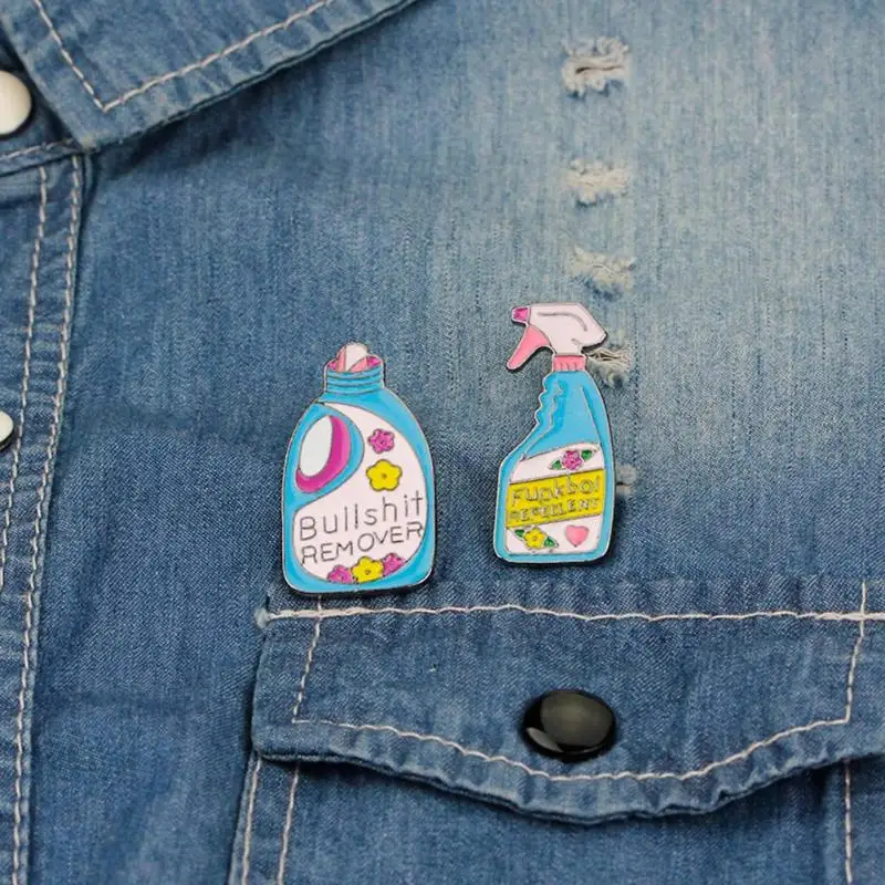 

Fashion Women&Girls Costume Brooches Geometric Laundry Detergent Bottle Funny Brooches Pin Jewelry Casual Decor