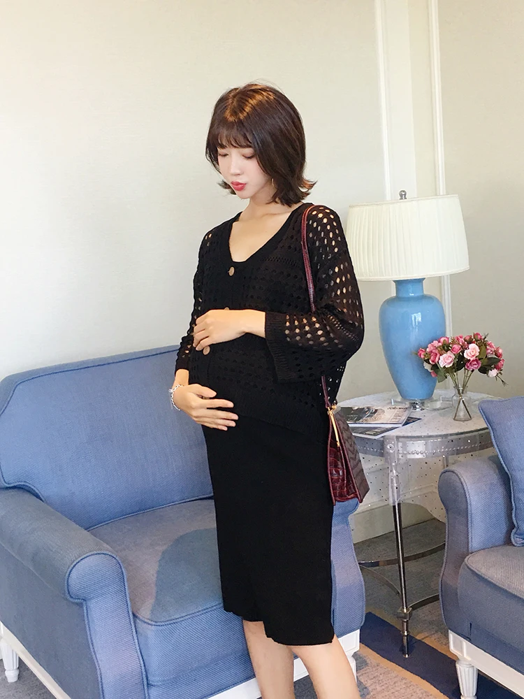 Maternity wear autumn 2018 new pregnant women suit knit vest skirt + leaky cardigan coat two-piece Maternity wear autumn 2018 new pregnant women suit knit vest skirt + leaky cardigan coat two-piece