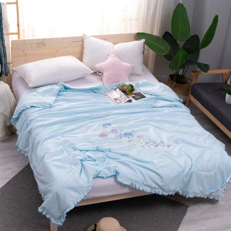 

Cotton Quilted Ruffle Edge Pink Blue Embroidered Summer Blanket 200*230cm for Double Bed