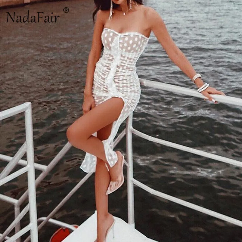 Женское Сетчатое вечернее платье Nadafair Белое Облегающее миди в горошек с разрезом