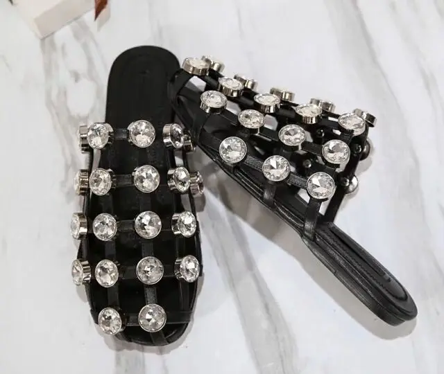 

2019 NEW Ladies Crystal Slippers Shoes Fashion Women Flat Rivet Mules Shoes Woman Real Leather Mesh Slippers Slides
