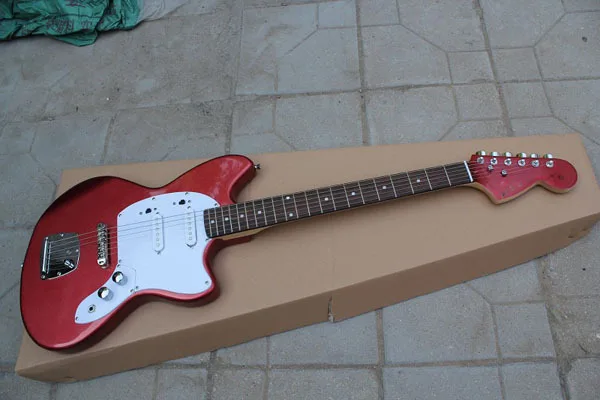 

red Global music instrument ST electric guitar
