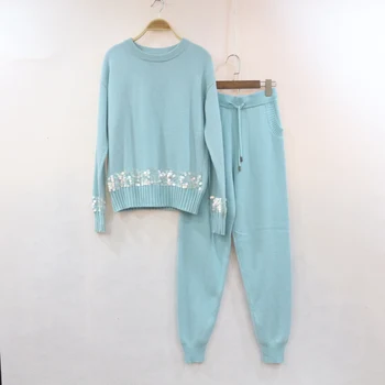 

2019 Women's New 2 Piece Set Handmade Beaded Sequins Knitted Sweater + Knitted Pants Fashion Cashmere Two Piece Set Women