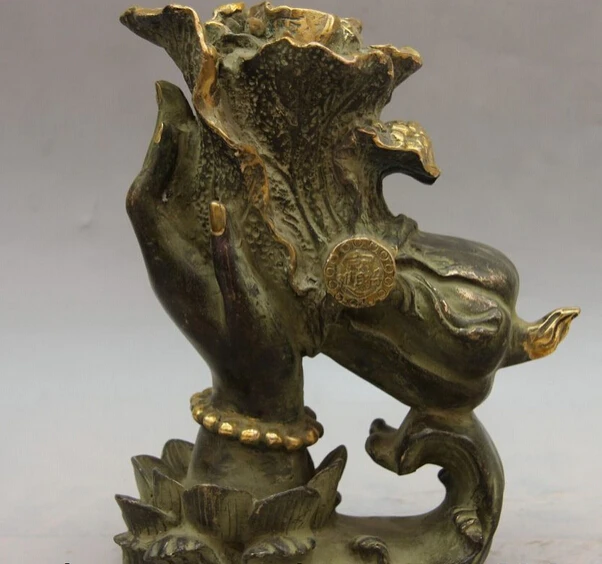 

150401 S1162 China Palace Bronze Copper Fengshui Auspicious Lotus Hand Chinese cabbage Statue