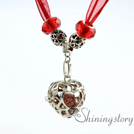 

heart openwork diffuser necklace diffuser locket wholesale aromatherapy jewelry necklace oil diffuser lava volcanic stone organz