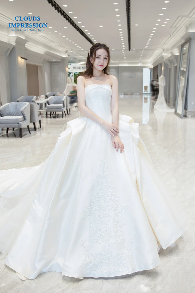 

Romantic 2019 Wedding Dress Plus Size Bridal Dress Vestige De Noiva Robe de mariee Royal Train White Gown