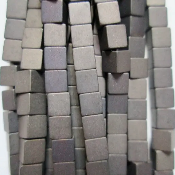 

Hematite Square Beads 3 x 3 mm, Matte Hematite - Full Strand 16", 140 beads, Cube Hematite, AA - Quality, Item 11
