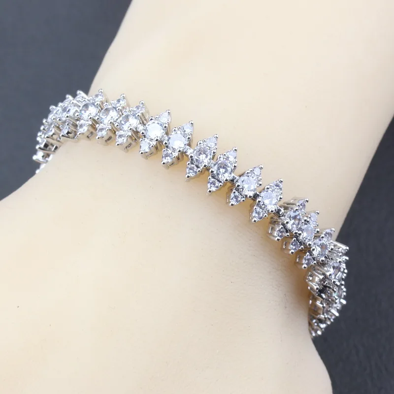 

Lovely Princess White Zircon 925 Silver Jewelry 4-Color Adjustable Link Chain Bracelet Length 21CM 2018 Free Shipping