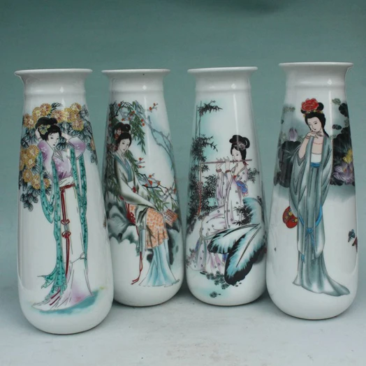 

( 4 Pieces) Elaborate Famille Rose Porcelain Vase , Printed With Beautiful Four Seasons Beauty
