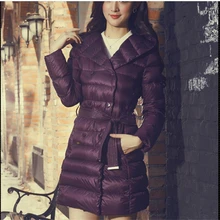 Новая мода 90% утиного пуха зимняя куртка Для женщин бренд с длинным рукавом с капюшоном Длинные Плюс Размеры теплое пальто Повседневное с поясами CC283