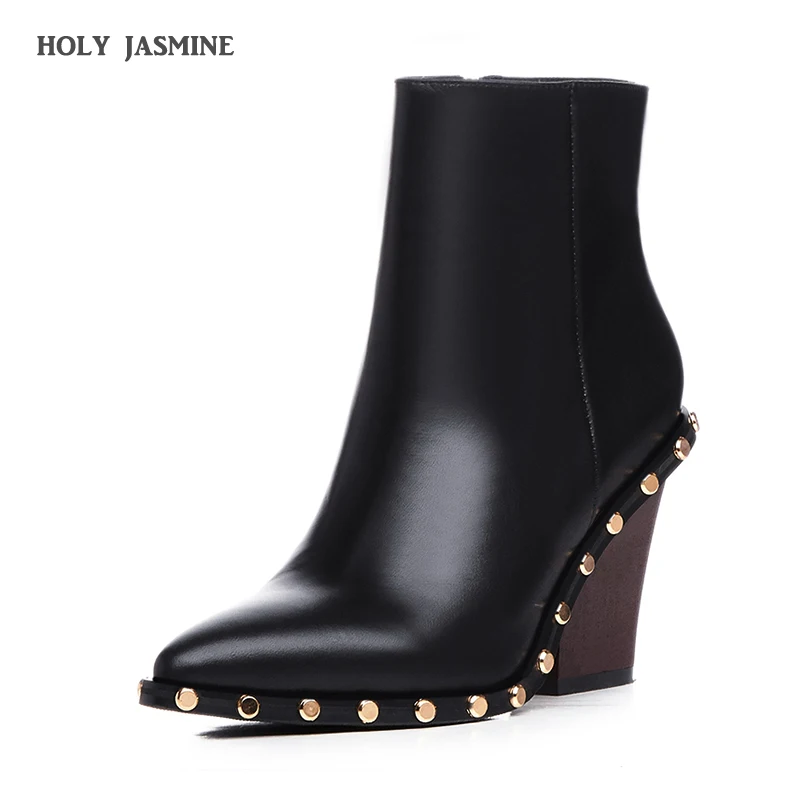 

2019 Latest Rivet Chelsea Boot Women Ankle Booties Spring Boots Genuine Leather Women's High Square Heel Shoes Female Footwear