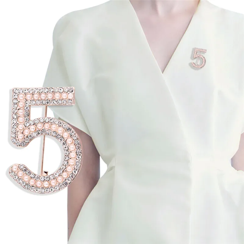 

5 Full Crystal Rhinestone cc Brooch Gold&Silver Brooches Letter Pins Party Flower Number Brooches Jewelry For Women
