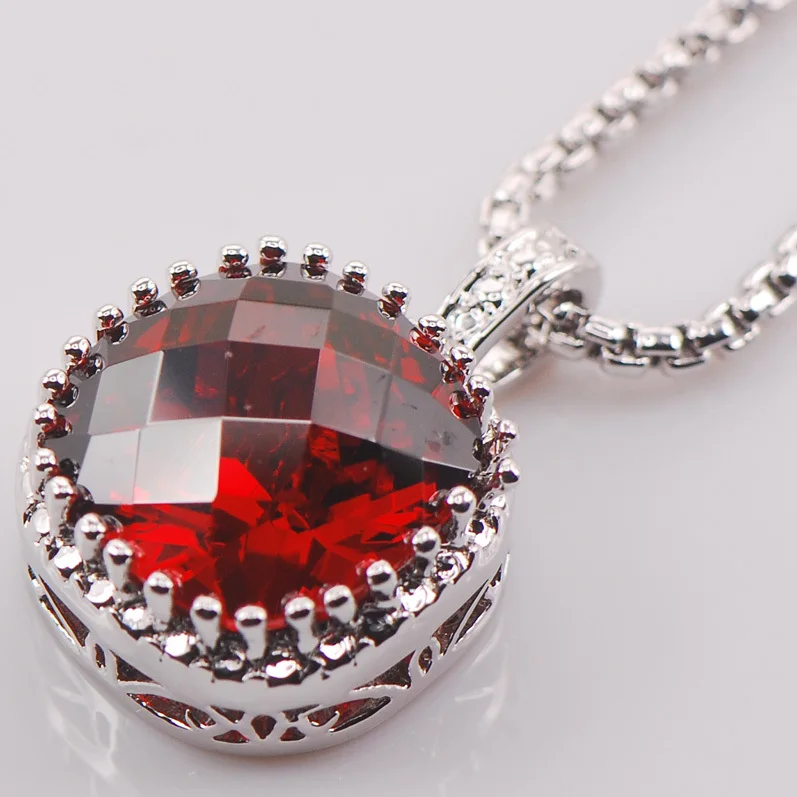 

Garnet 925 Sterling Silver Fashion Jewelry Pendant TE437