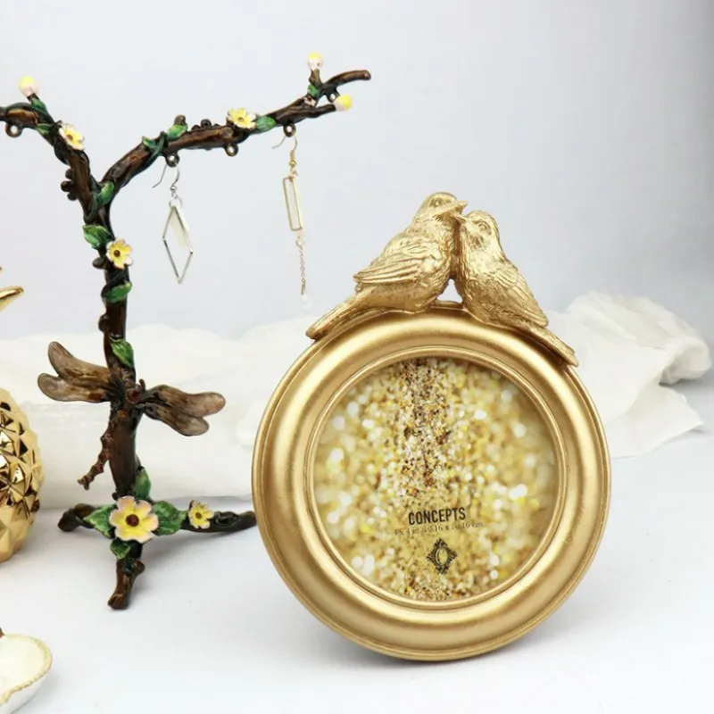 

European Retro Creative Photo Frame Small Bird Resin Photo Frame Round Living Room Bedroom Decoration Mini Photo Frame