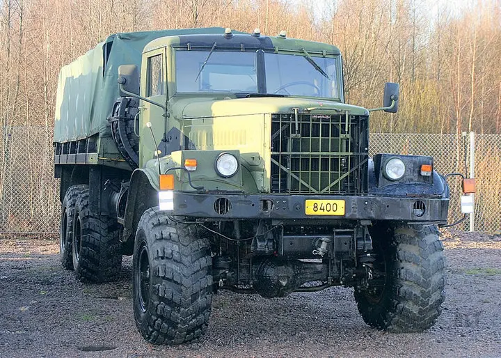 Модель 1:43 из сплава масштаб русский КАМАЗ для бездорожья военный грузовик литая