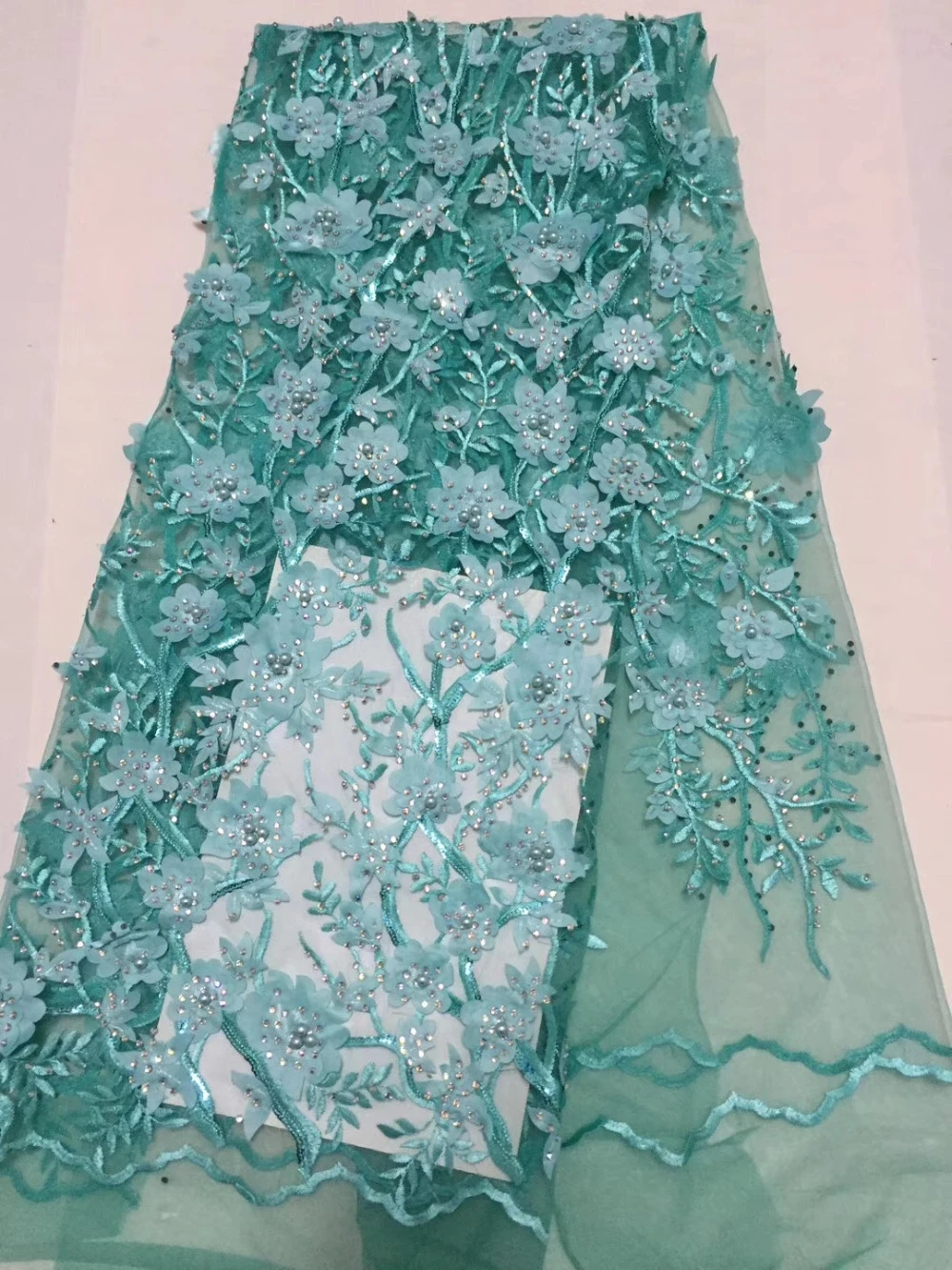 

Newest green hot Selling French Lace Wholesale Price High Quality African Tulle cord Lace 2018 Nigeria Embroidered Lace Fabric