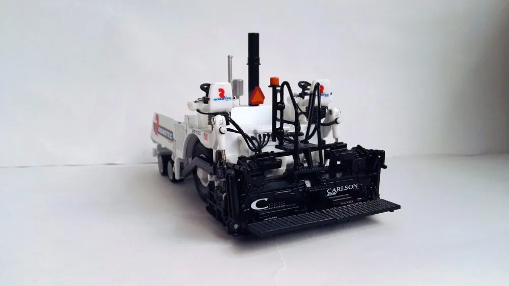 584374 (3)