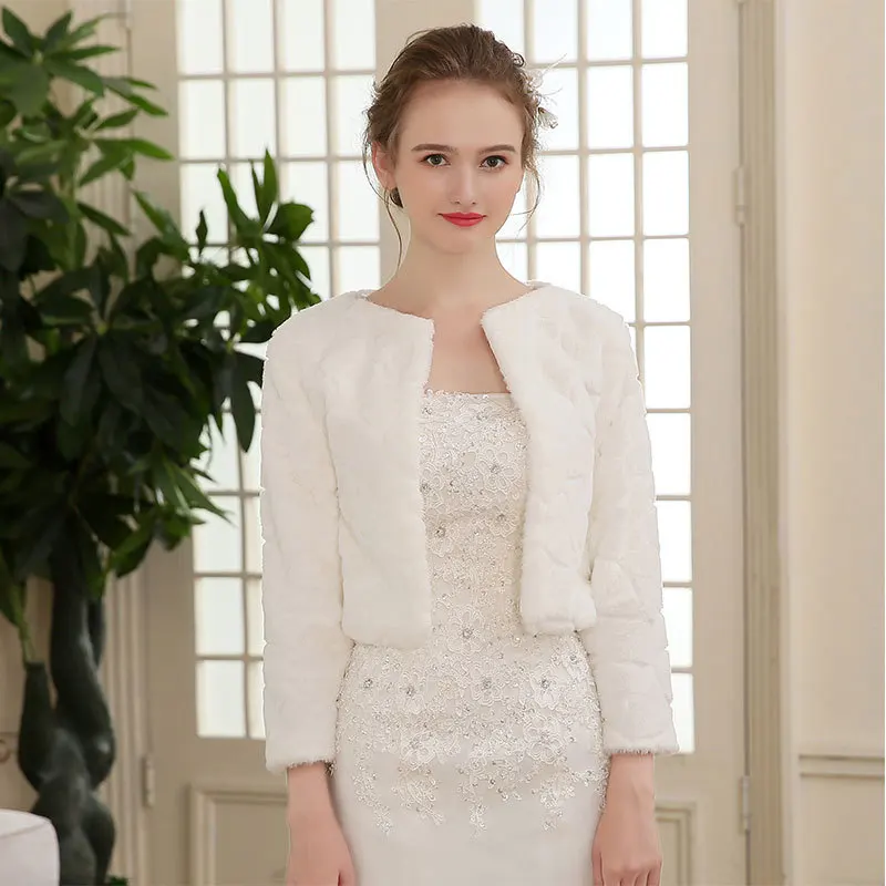 

Inofinn Fur Shawl Wedding Wrap Women Winter 3/4 Length Sleeves Bridal Wraps Warm Fur Boleros Bridal Jacket Elegant Evening Coat