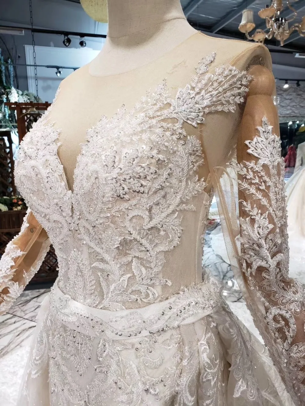 wedding dresses 2019 with removable long train