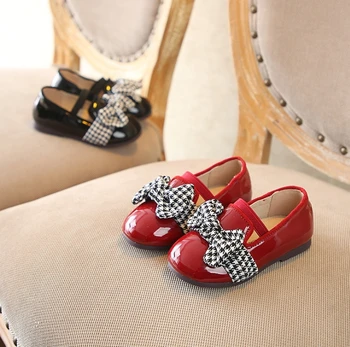 

2019 spring new bright leather bow baby shoes 1-3 years old girl single shoes children toddler shoes peas shoes