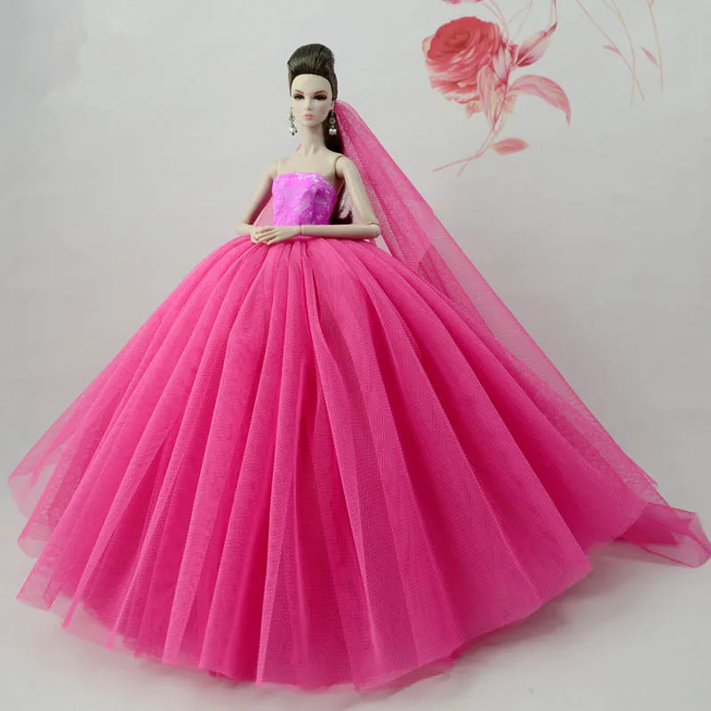 doll gaun